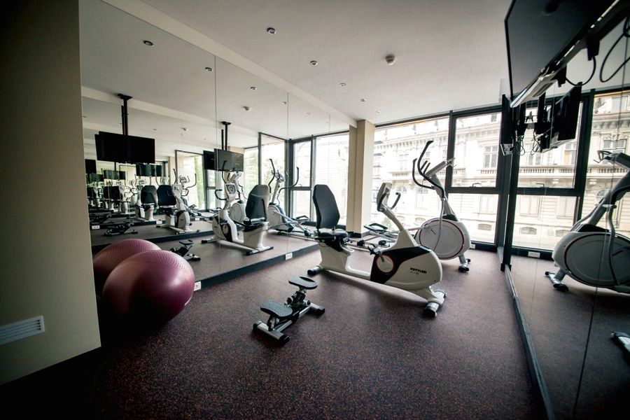 Hotel Leonardo City Center 4*