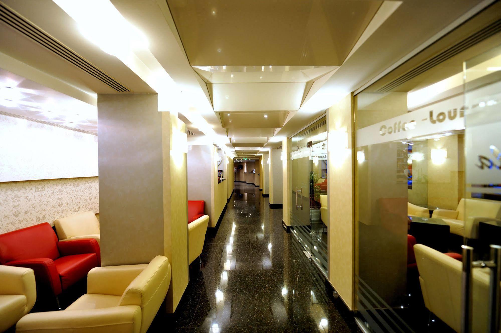 Minerva 4* Bucureşti