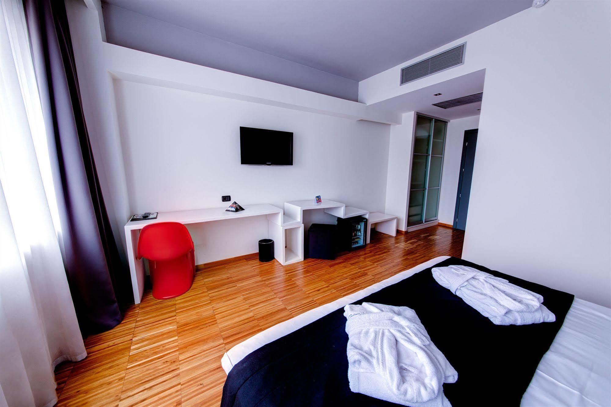 Sarroglia Hotel Bucharest