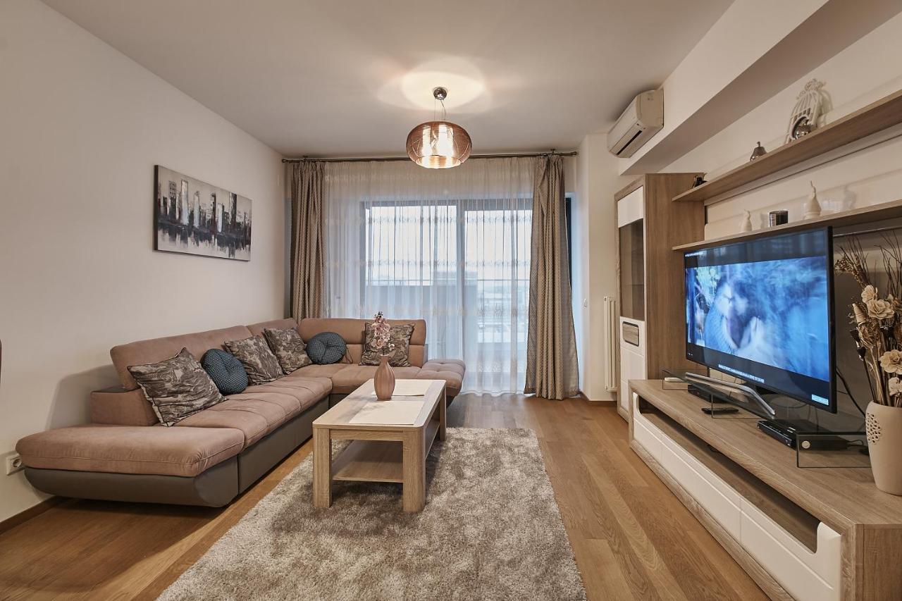 Platinum District 1 & 2 Aparthotel 3*