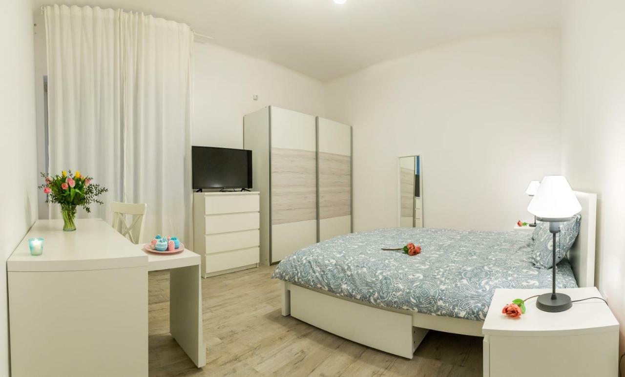 Apartment White Nights Of Old Town Bucharest