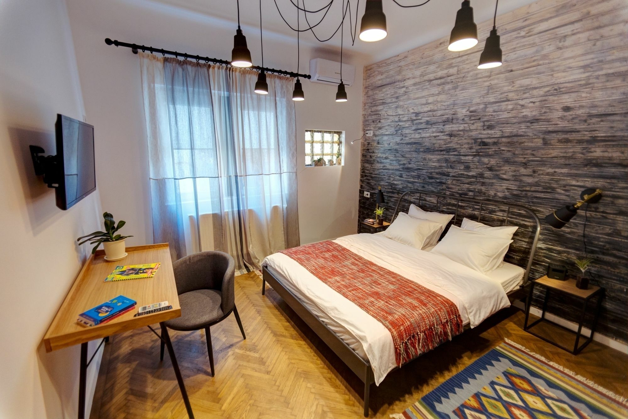 Hostel First *