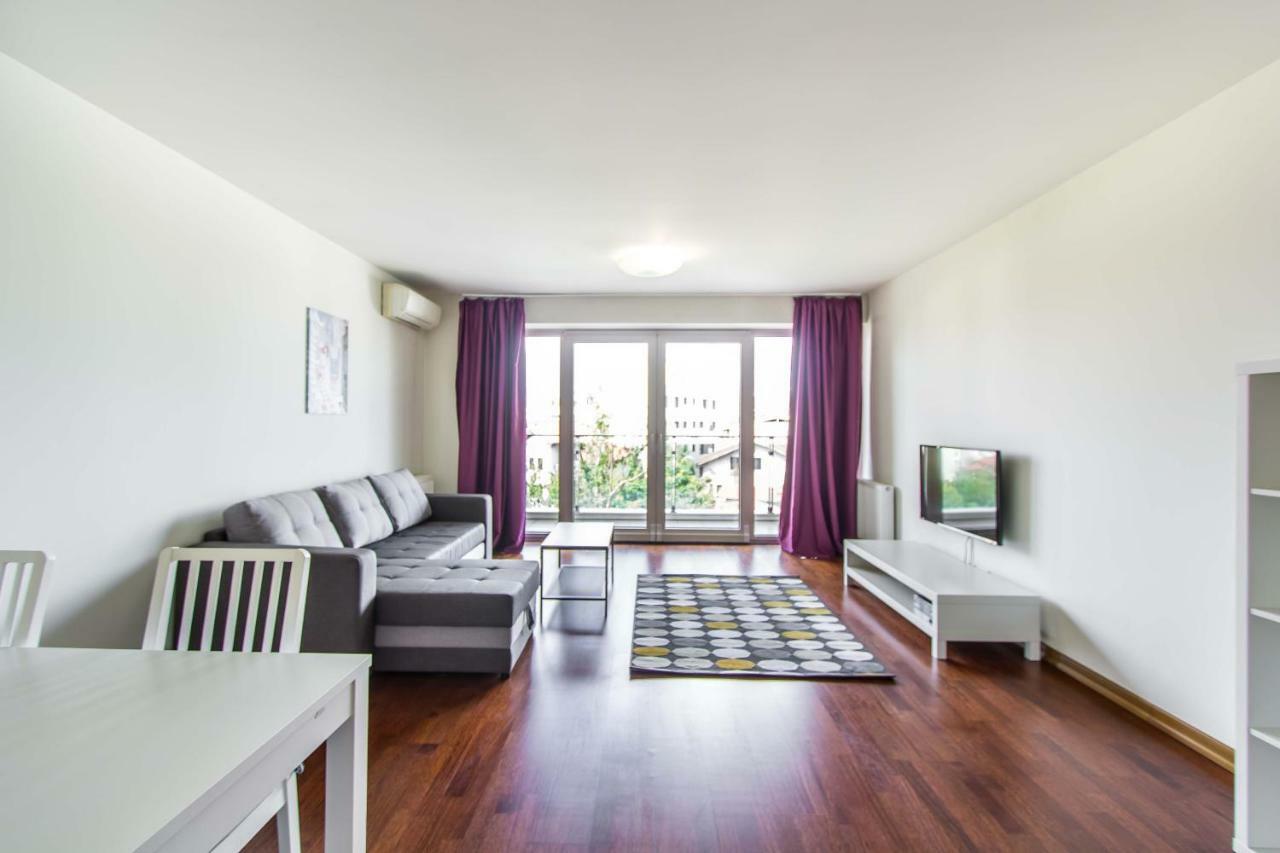 Luxury Mall Area Apartment Bucharest