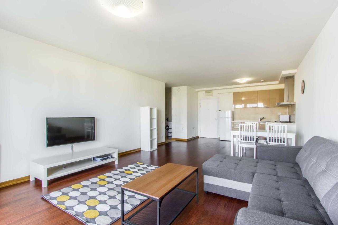 Luxury Mall Area Apartment Bucharest