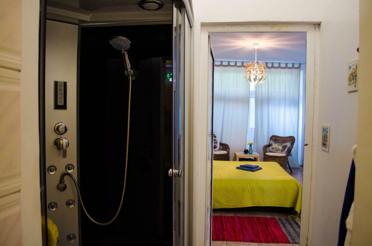 Collosal Apartment Bucharest