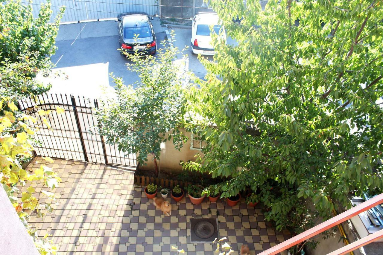 Collosal Bucharest