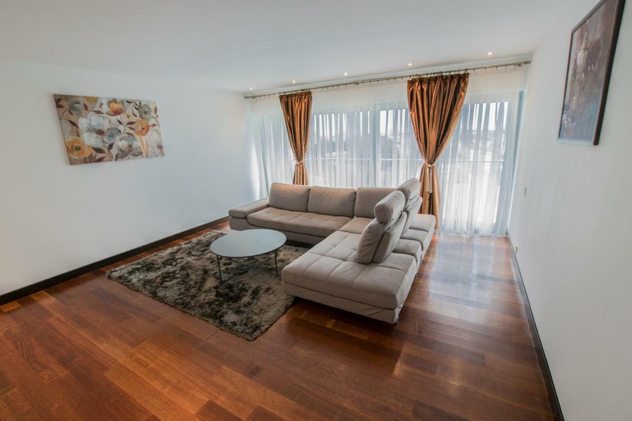 Alia Luxury