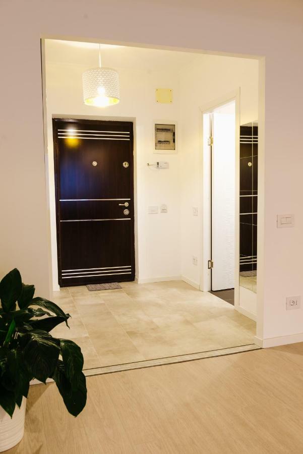 Apartment Luxury Belvedere Titan Park Bucharest