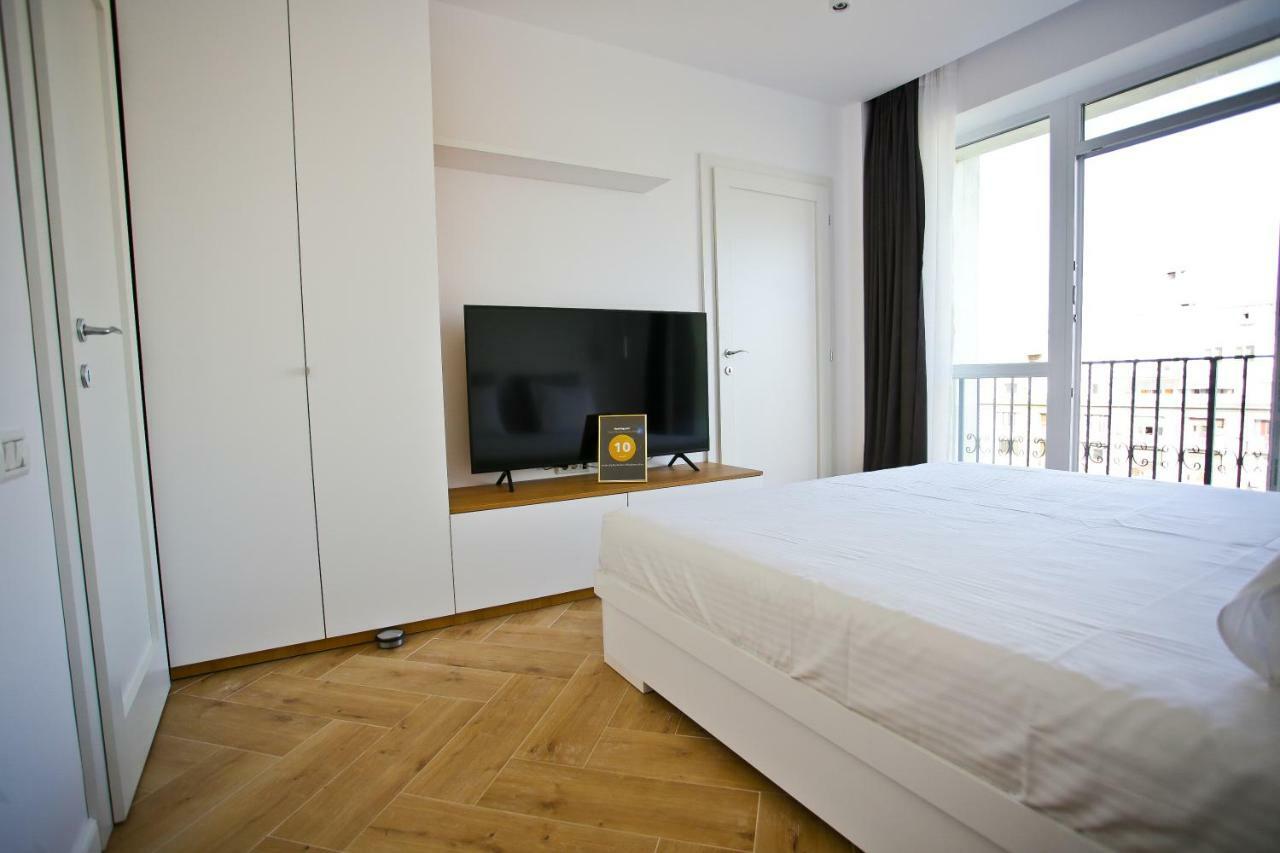 Apartment Ale's In The Center Bucharest