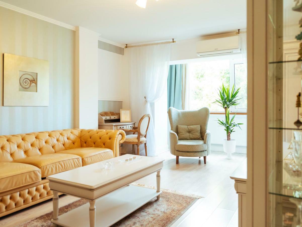 Aviatiei Luxury Apartment Bucharest