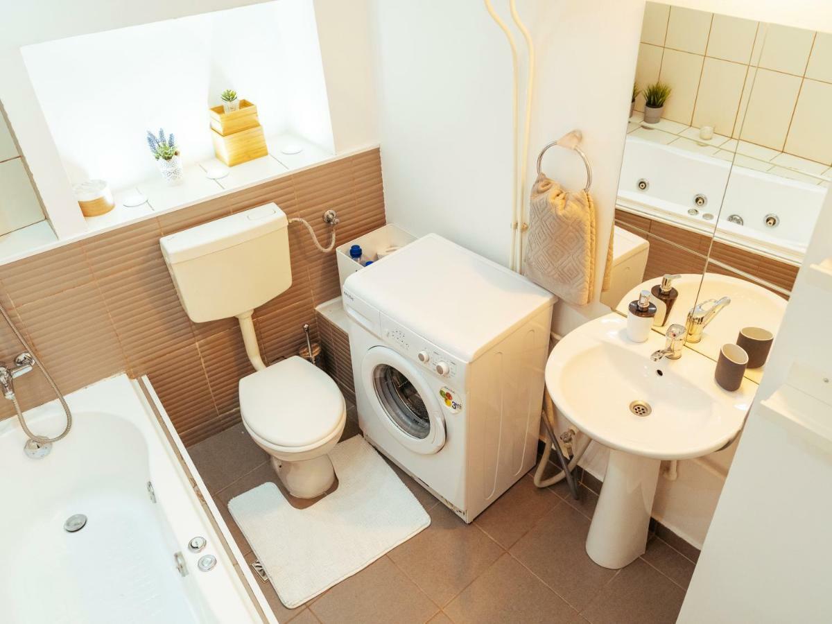 Tonitza Old Town - Double Apartamento