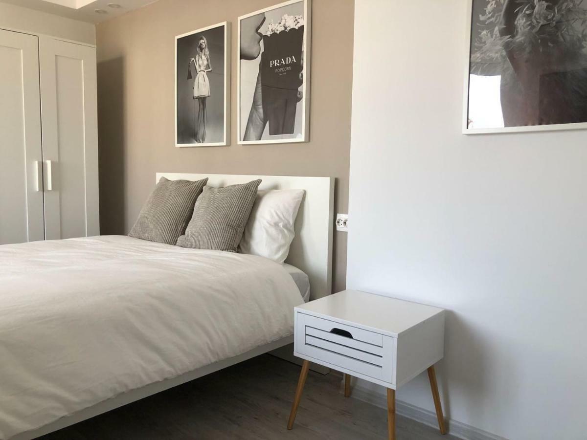 Apartment Galdan Vacation Bucharest