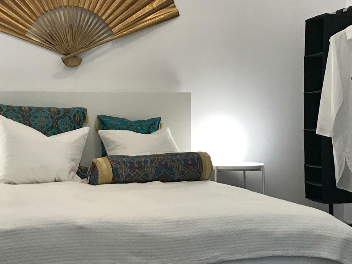 Olympia 23 Studio Apartment Bucharest