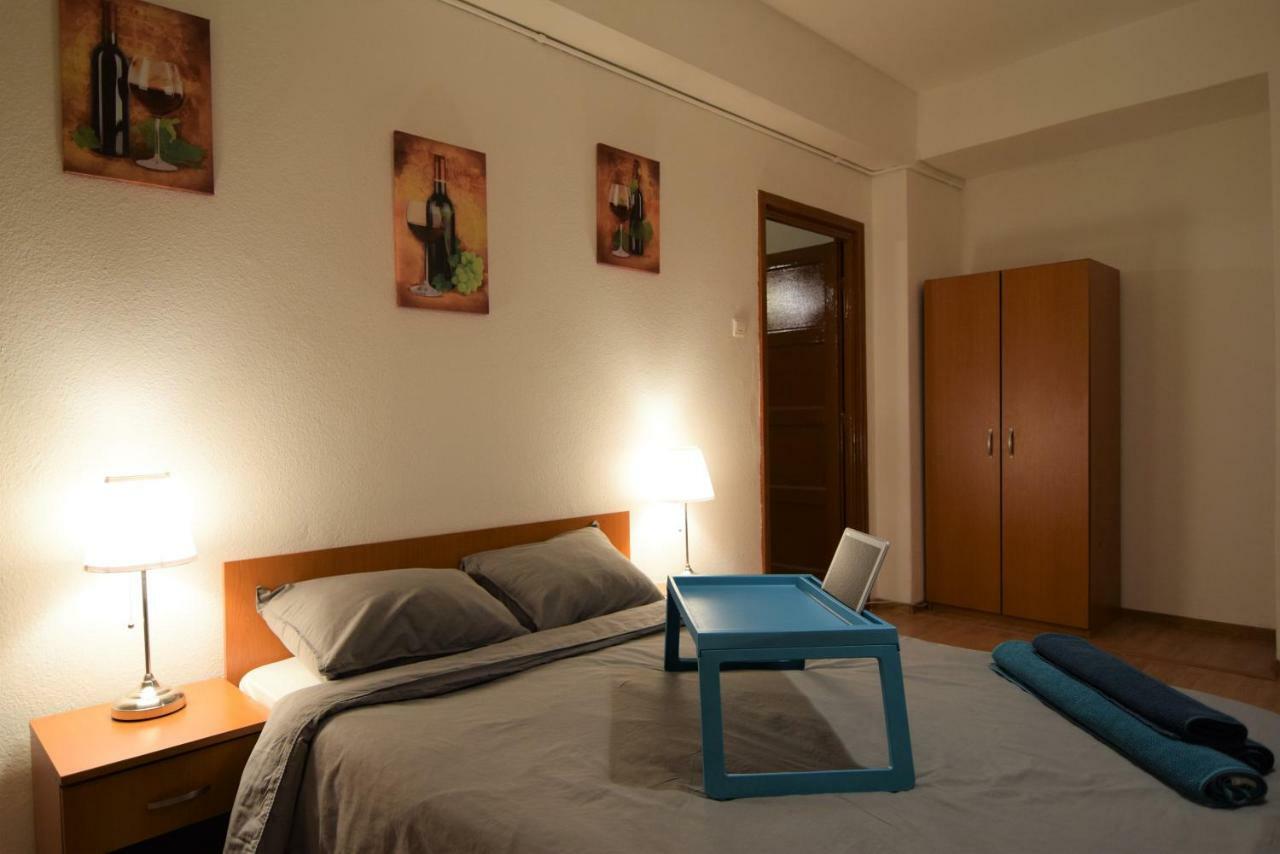 Resedinta Lui Calin Bucharest