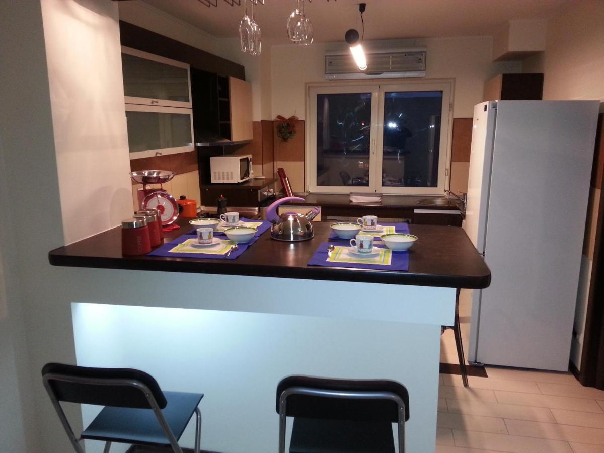 3 Elegant Apartamento Bucareste