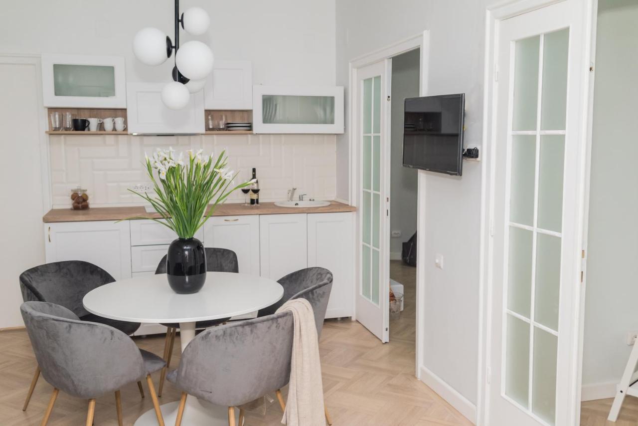 Explore The From Its Center In A Chic Balcony Apartment