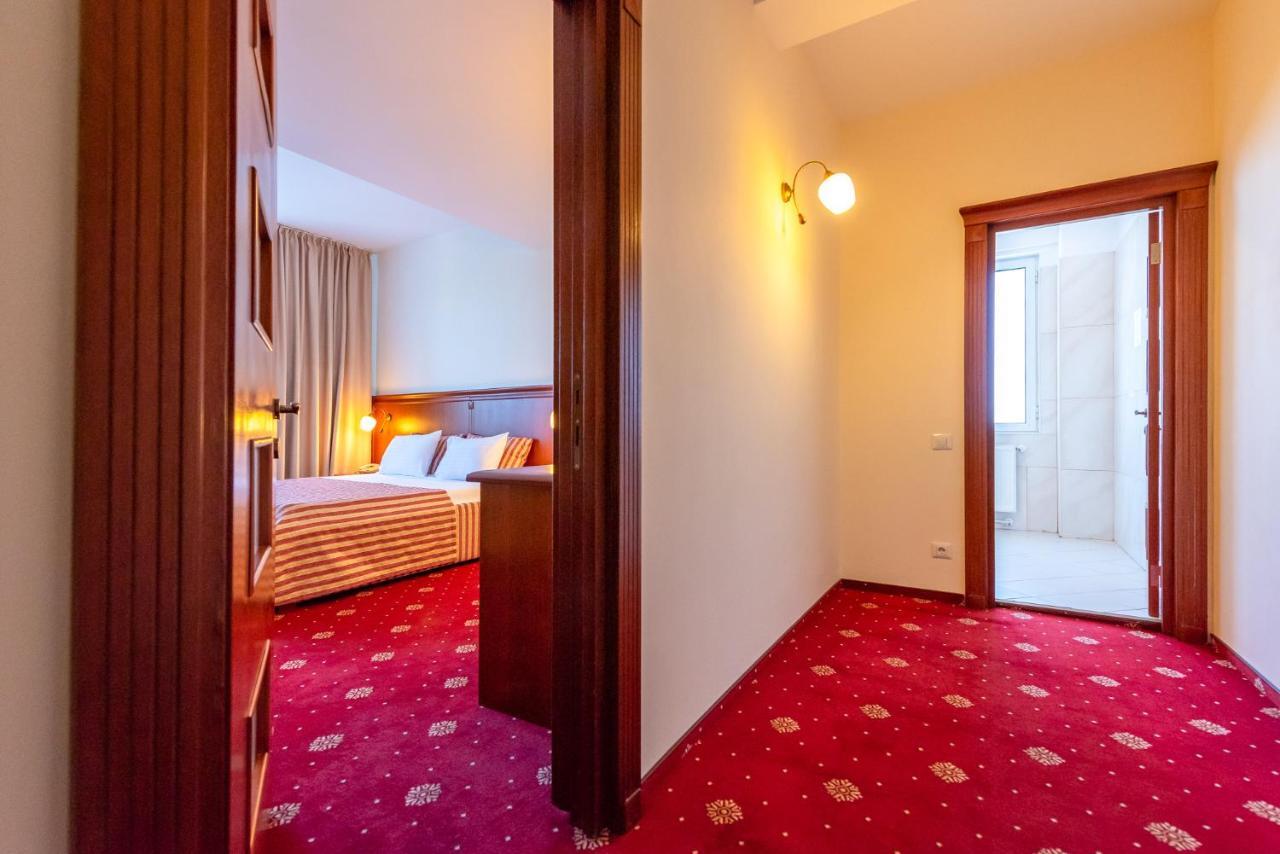 Minerva Hotel 4*