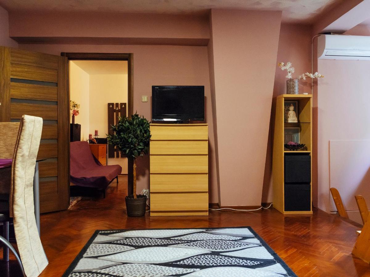 Woody - Cozy And Quiet Place Near Moghioros Park *