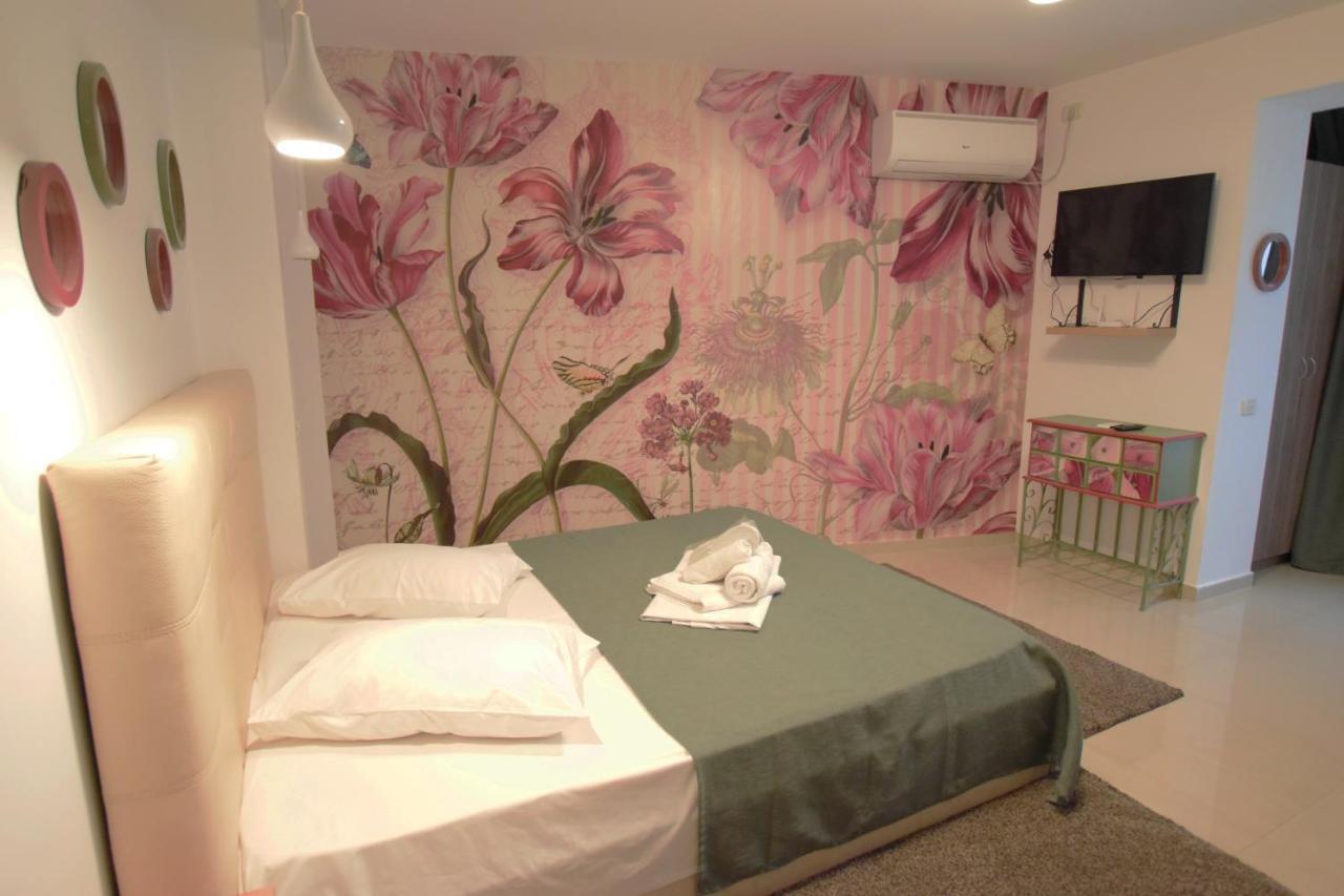 Decebal Aparthotel