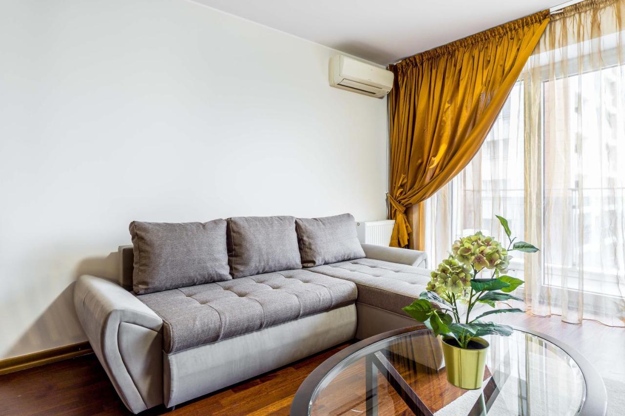 Luxury Mall Area Apartment Bucharest