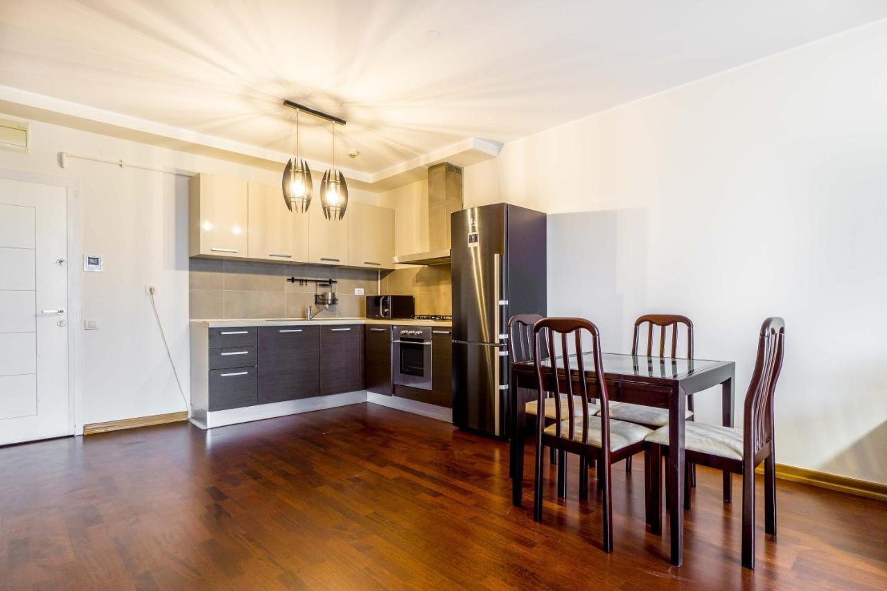 Apartment Luxury Mall Area Bucharest