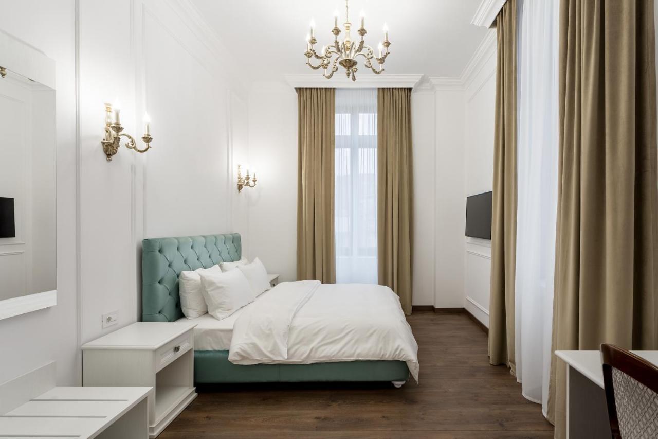 Hotel Lahovary Palace 3*