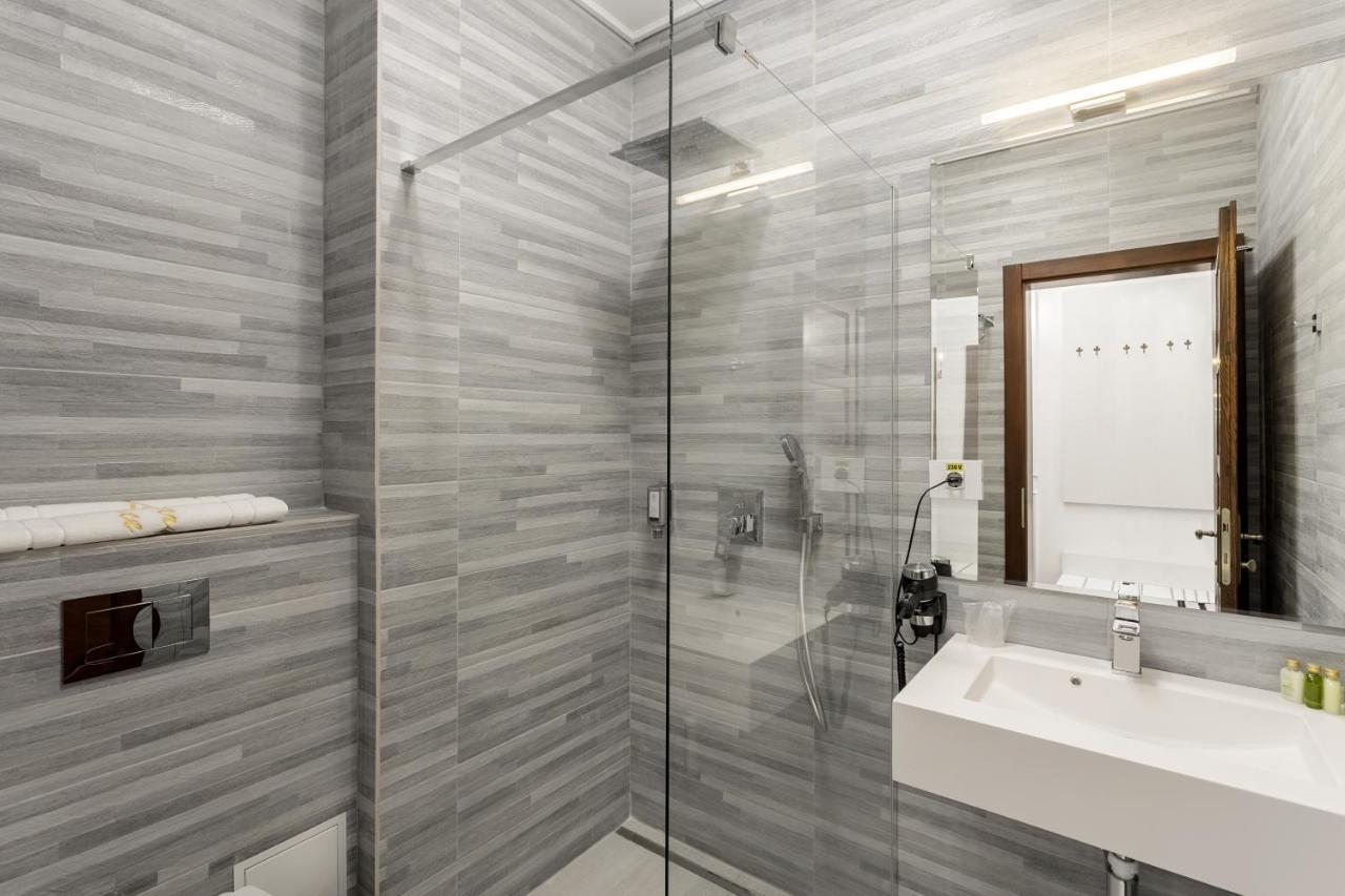Hotel Lahovary Palace 3*