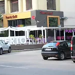 Burebista Boulevard, Premium Studio