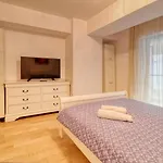 Luxury Apartment Politehnica Park Bucharest Near Old Town