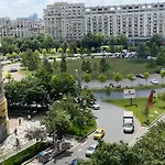 Green Apartment 63
