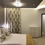 Romana Residence