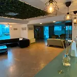 Hotel Mojo