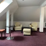 Urban 7 Residence