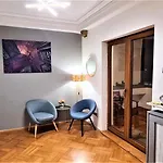Central Arghezi Art Deco Apartment Piata Universitatii