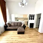 Sun Plaza Studio