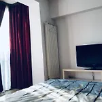 Cozy 2 Rooms Apartment Close To City Center
