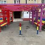 Piata Sudului Host