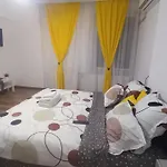 Vlad\'S Unirii Home