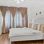Sudului 303 by MRG Apartments