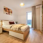 Vacation Feel - 2Br Apartment With Terrace & Private Parking In Baneasa