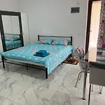 Home Naya