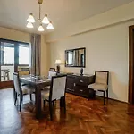 Lovely - 3 Bdr. Serviced Apartment In Old Town