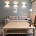 Cozy Design Apartament In Magheru