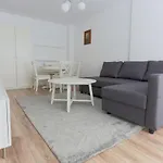 2 room suite no 1 free parking Catedral Residence