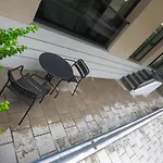 2 room suite no 1 free parking Catedral Residence