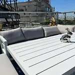 Penthouse Group 4 Apartments