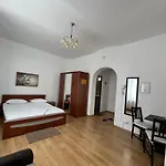 Vila Ada