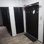 Christie\'S 2 Central Apartment