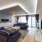 Saphir Stein Residence Apartment 19Th
