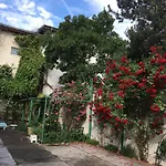 Vila 2